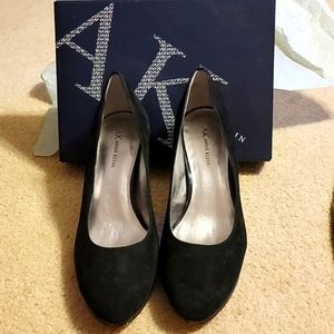 Anne Klein 3.5" pumps